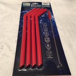 Soft reusable silicone straws w/ cleaning brush